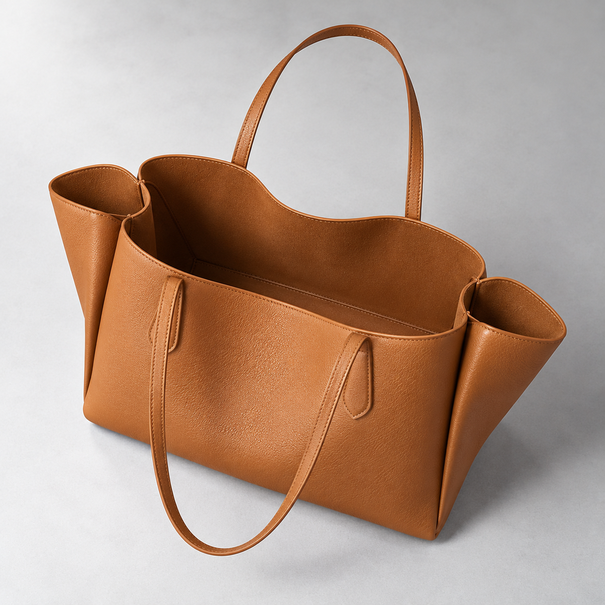 Marlow Wing Tote in Tan — construction view