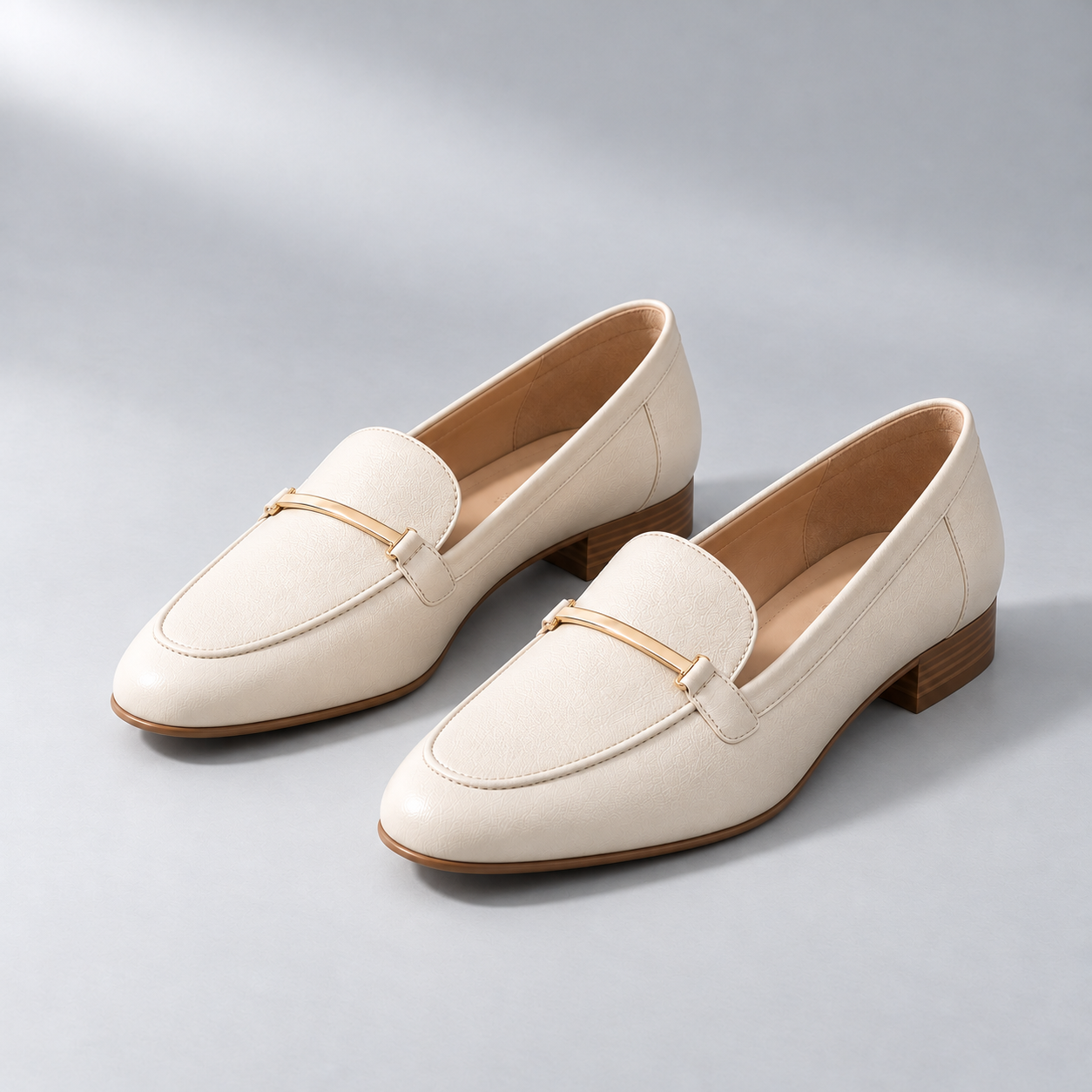 Loafers & Flats